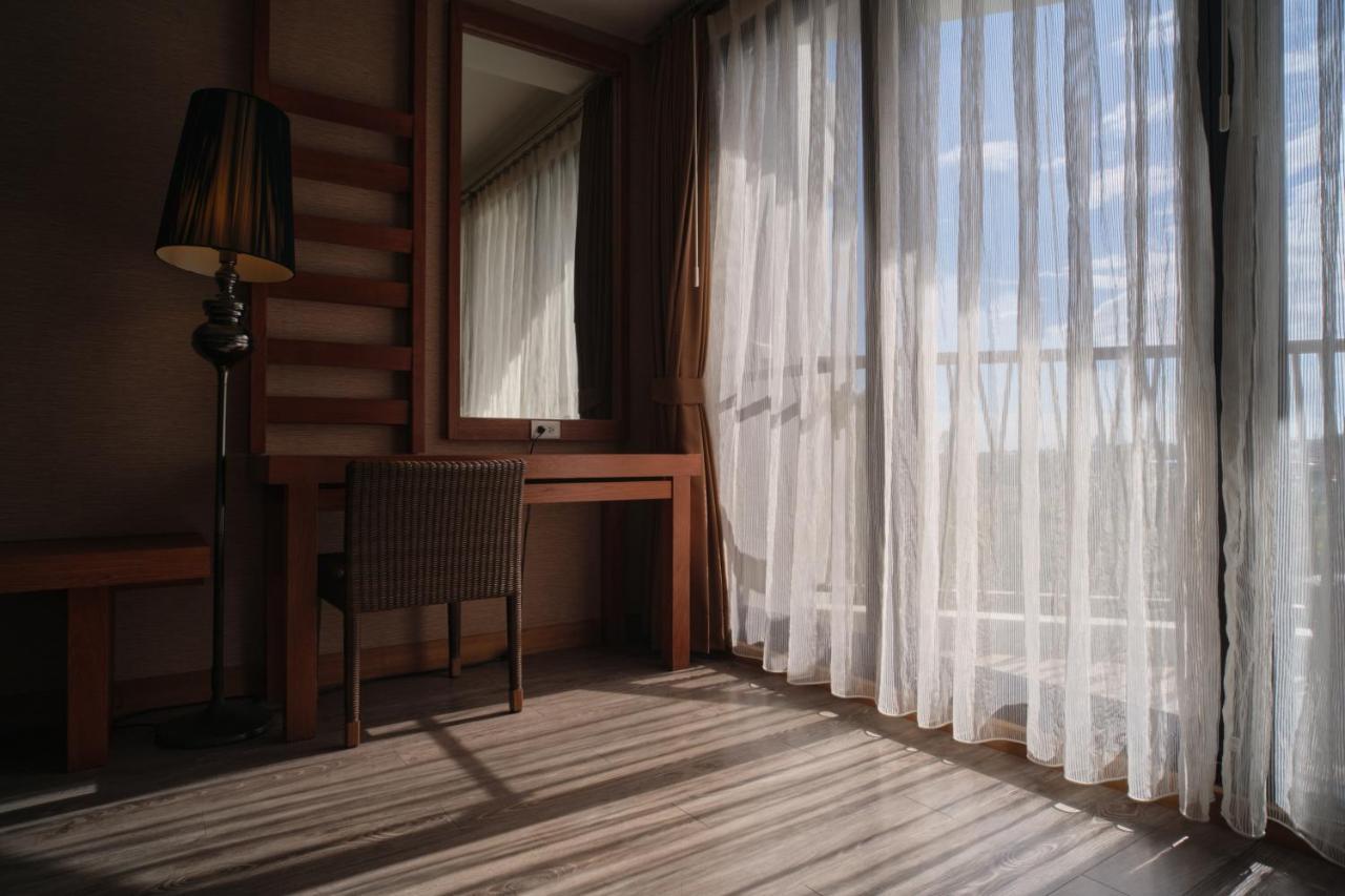 畫日風尚會館sinasera Resort Changbin Exteriör bild